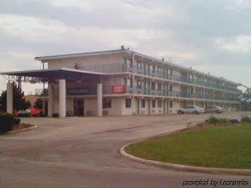 Red Roof Inn Bourbonnais Экстерьер фото